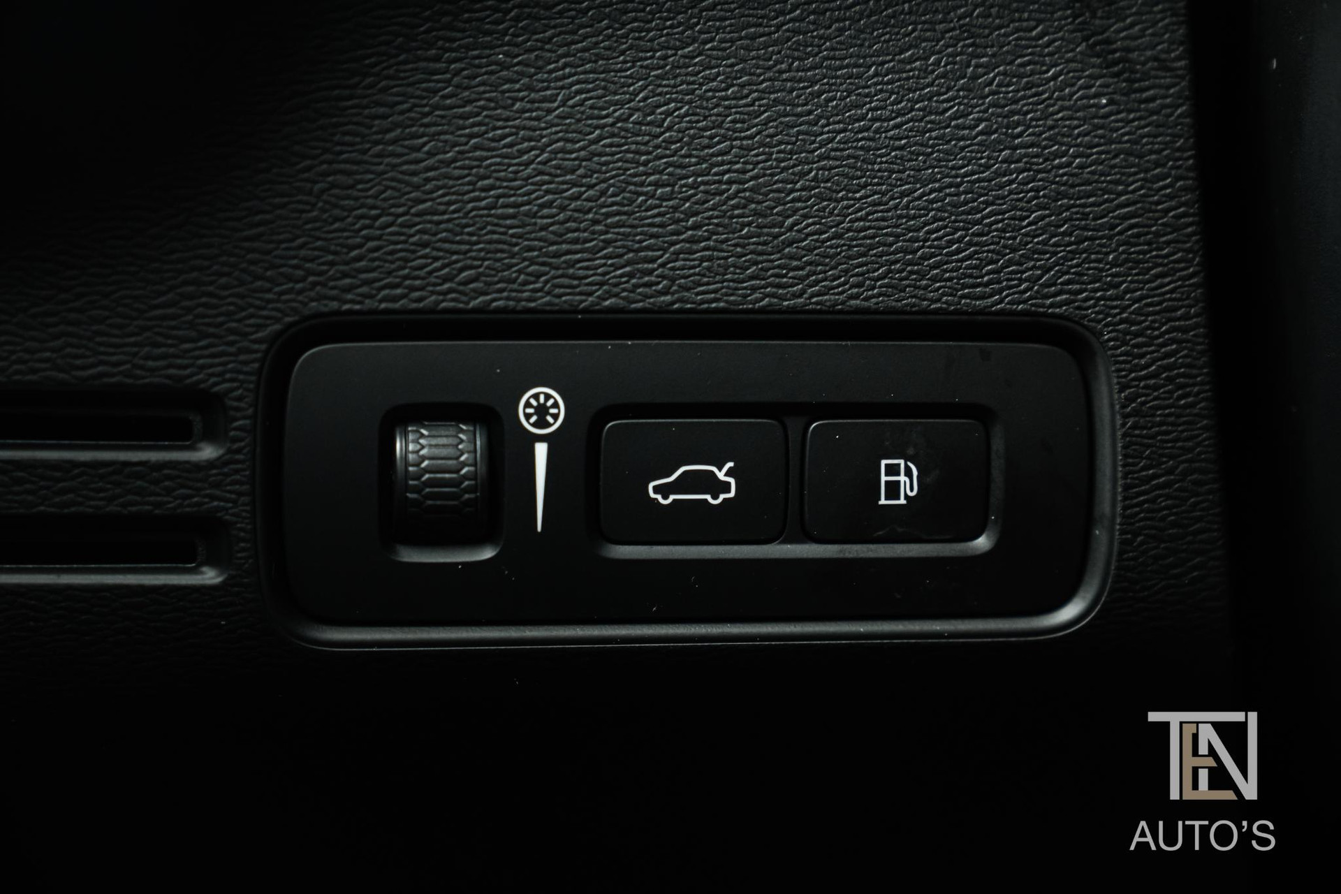 44992222-14.jpg