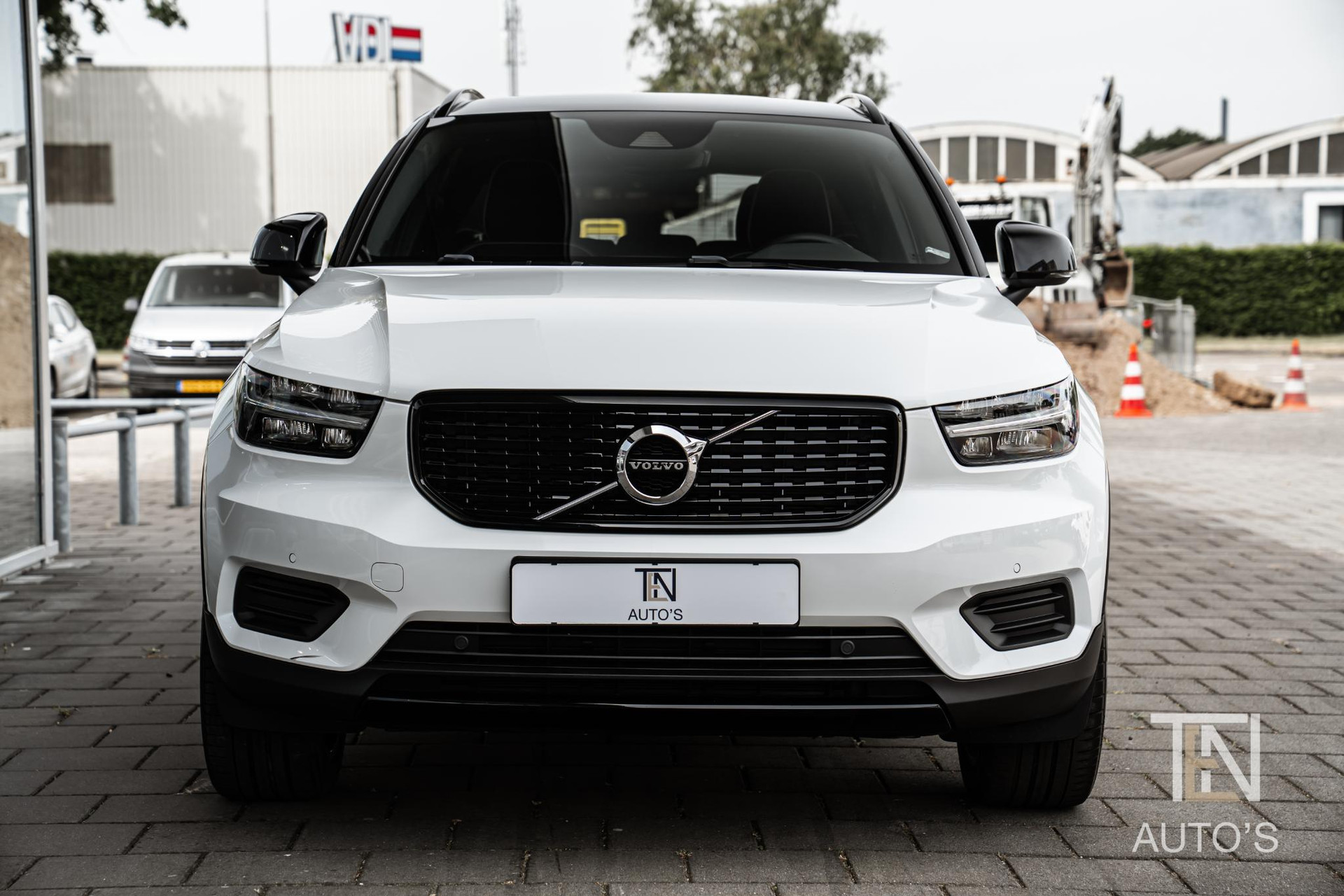 44992222-6.jpg